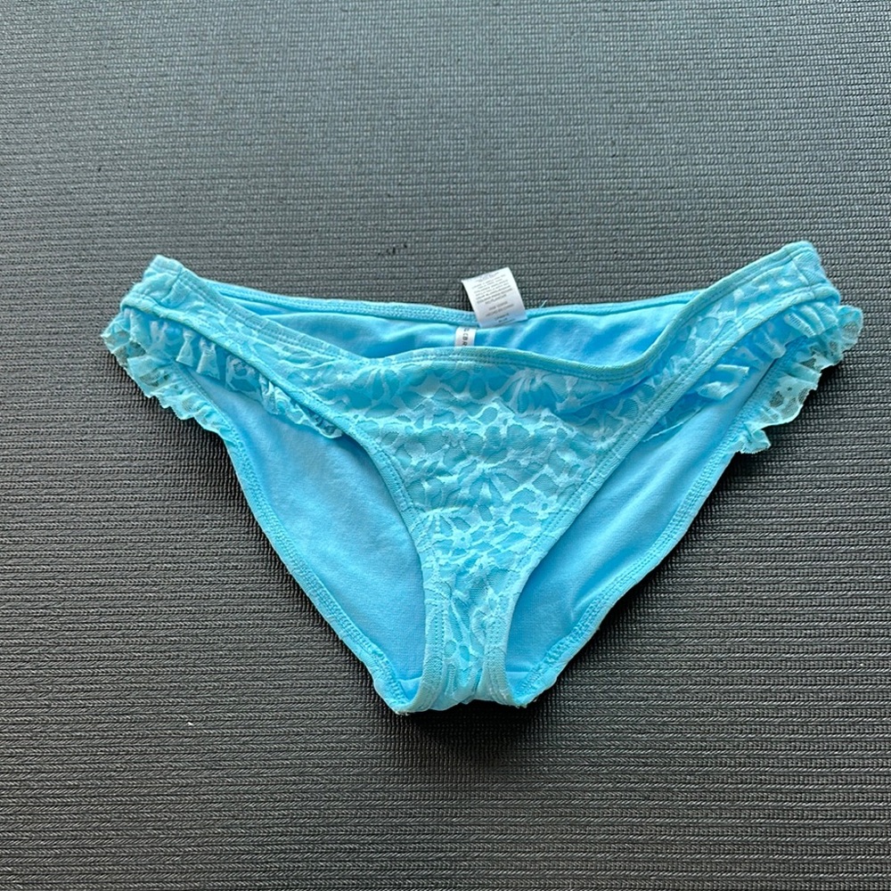 💜5 for $25 Light Blue Lace Trim Bikini Bottom